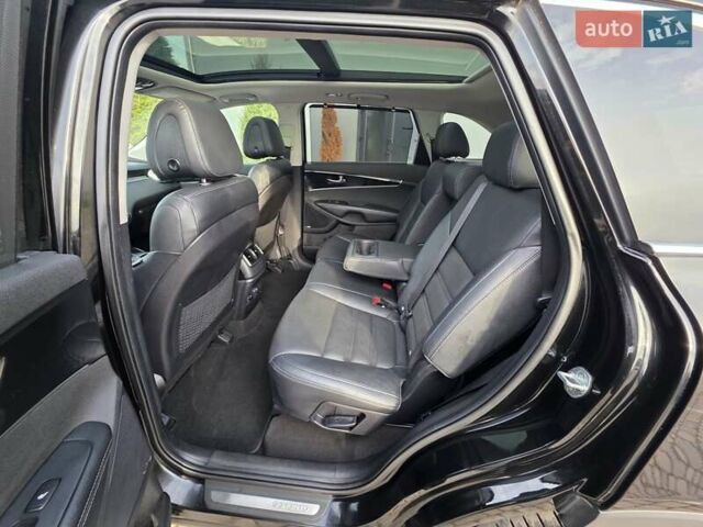 Чорний Кіа Соренто, об'ємом двигуна 2.2 л та пробігом 123 тис. км за 24950 $, фото 69 на Automoto.ua