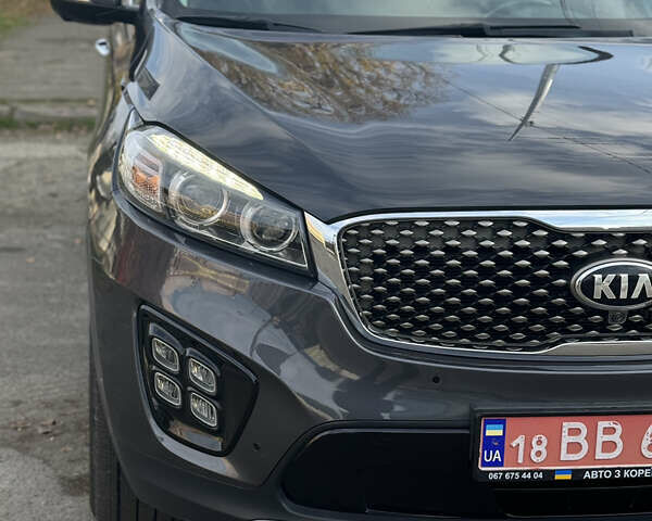 Чорний Кіа Соренто, об'ємом двигуна 2.2 л та пробігом 160 тис. км за 21599 $, фото 3 на Automoto.ua
