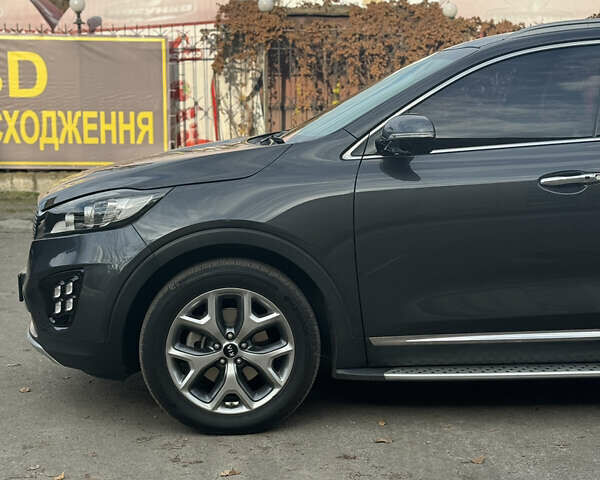 Чорний Кіа Соренто, об'ємом двигуна 2.2 л та пробігом 160 тис. км за 21599 $, фото 8 на Automoto.ua