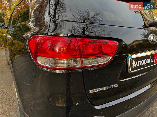 Черный Киа Соренто, объемом двигателя 2.4 л и пробегом 173 тыс. км за 16490 $, фото 5 на Automoto.ua