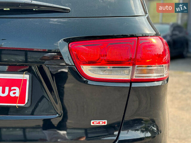 Черный Киа Соренто, объемом двигателя 2.4 л и пробегом 122 тыс. км за 20490 $, фото 5 на Automoto.ua