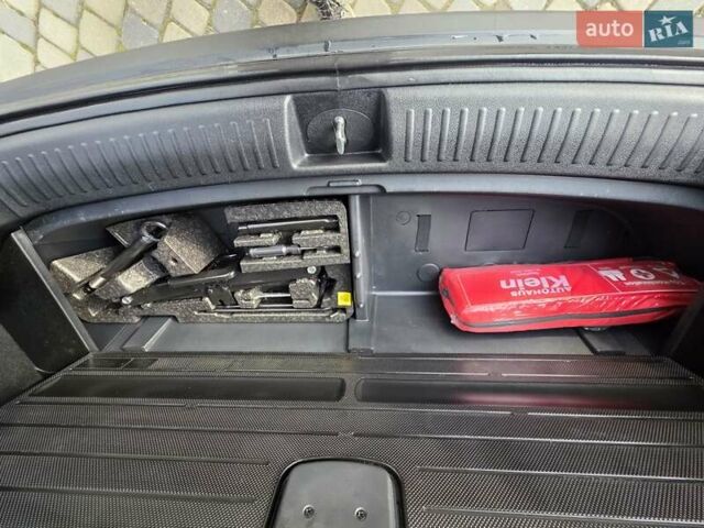 Чорний Кіа Соренто, об'ємом двигуна 2.2 л та пробігом 123 тис. км за 24950 $, фото 70 на Automoto.ua