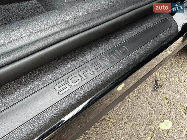 Черный Киа Соренто, объемом двигателя 2.4 л и пробегом 173 тыс. км за 16490 $, фото 34 на Automoto.ua