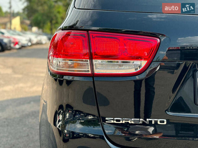 Черный Киа Соренто, объемом двигателя 2.4 л и пробегом 122 тыс. км за 20490 $, фото 8 на Automoto.ua