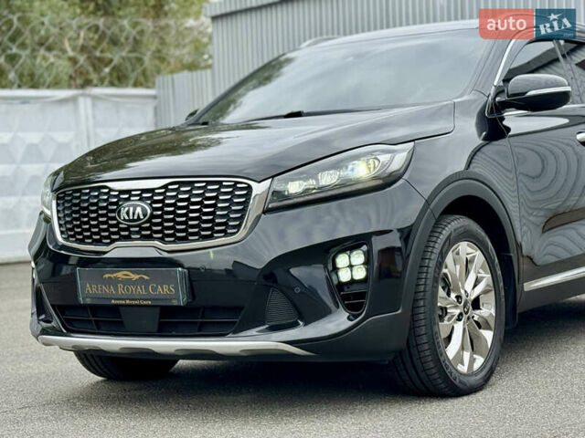 Черный Киа Соренто, объемом двигателя 2.2 л и пробегом 165 тыс. км за 25700 $, фото 5 на Automoto.ua