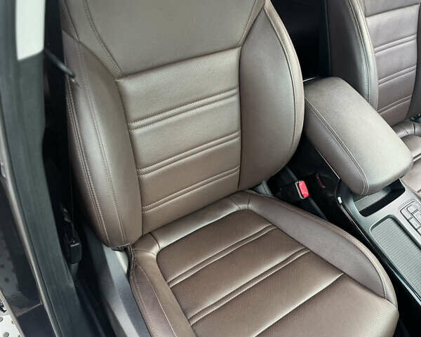 Чорний Кіа Соренто, об'ємом двигуна 2.2 л та пробігом 160 тис. км за 21599 $, фото 22 на Automoto.ua