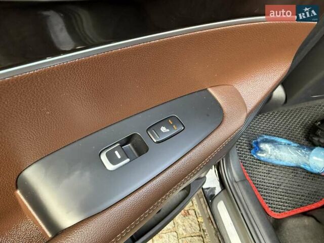 Чорний Кіа Соренто, об'ємом двигуна 2.2 л та пробігом 147 тис. км за 22700 $, фото 43 на Automoto.ua