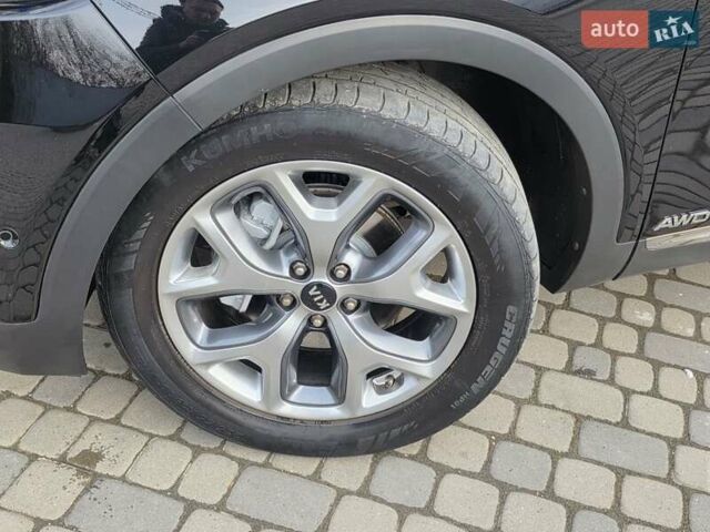 Чорний Кіа Соренто, об'ємом двигуна 2.2 л та пробігом 123 тис. км за 24950 $, фото 24 на Automoto.ua