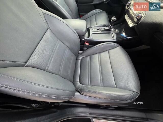 Чорний Кіа Соренто, об'ємом двигуна 2.2 л та пробігом 123 тис. км за 24950 $, фото 53 на Automoto.ua