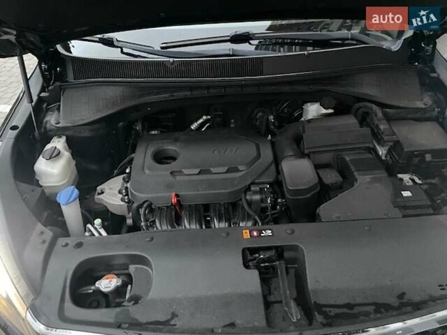 Черный Киа Соренто, объемом двигателя 2.36 л и пробегом 99 тыс. км за 16450 $, фото 16 на Automoto.ua