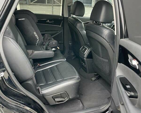 Черный Киа Соренто, объемом двигателя 3.3 л и пробегом 91 тыс. км за 18000 $, фото 35 на Automoto.ua