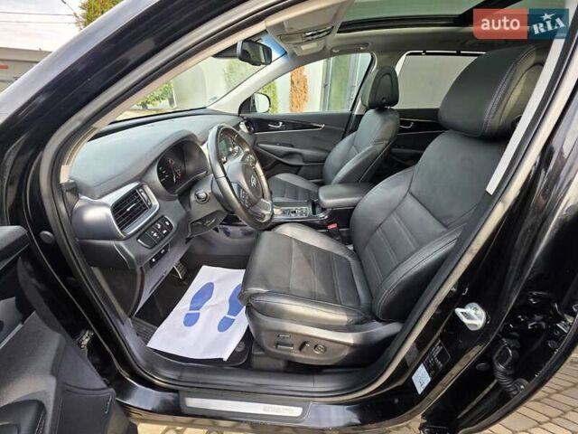 Чорний Кіа Соренто, об'ємом двигуна 2.2 л та пробігом 123 тис. км за 24950 $, фото 75 на Automoto.ua