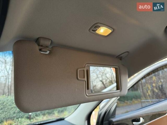 Чорний Кіа Соренто, об'ємом двигуна 2.2 л та пробігом 147 тис. км за 22700 $, фото 41 на Automoto.ua