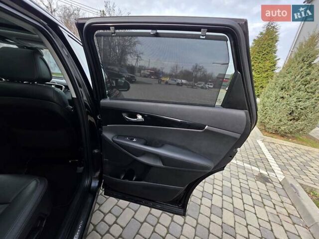 Чорний Кіа Соренто, об'ємом двигуна 2.2 л та пробігом 123 тис. км за 24950 $, фото 60 на Automoto.ua