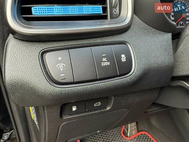 Чорний Кіа Соренто, об'ємом двигуна 2.2 л та пробігом 147 тис. км за 22700 $, фото 71 на Automoto.ua