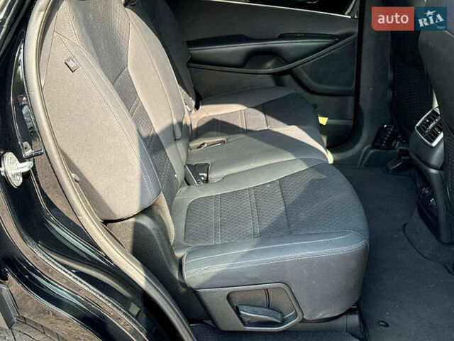 Черный Киа Соренто, объемом двигателя 2.4 л и пробегом 122 тыс. км за 20490 $, фото 24 на Automoto.ua