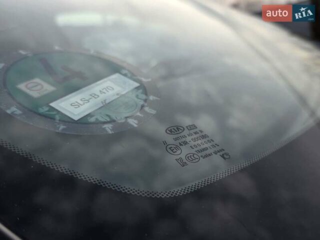 Чорний Кіа Соренто, об'ємом двигуна 2.2 л та пробігом 123 тис. км за 24950 $, фото 45 на Automoto.ua