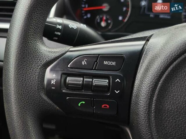 Черный Киа Соренто, объемом двигателя 2.36 л и пробегом 141 тыс. км за 14700 $, фото 18 на Automoto.ua
