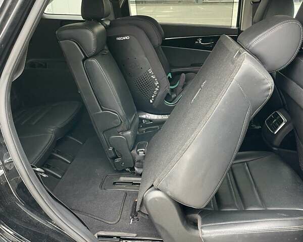 Черный Киа Соренто, объемом двигателя 3.3 л и пробегом 91 тыс. км за 18000 $, фото 30 на Automoto.ua