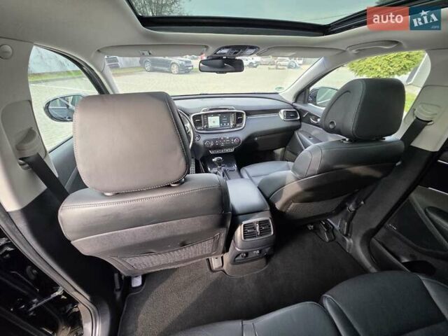 Чорний Кіа Соренто, об'ємом двигуна 2.2 л та пробігом 123 тис. км за 24950 $, фото 74 на Automoto.ua