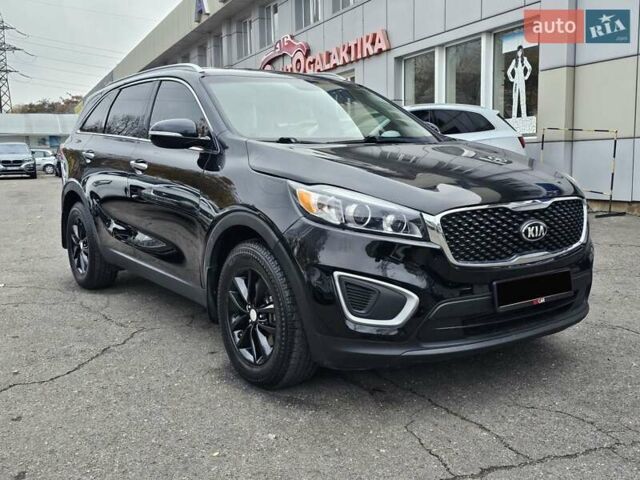 Черный Киа Соренто, объемом двигателя 0 л и пробегом 144 тыс. км за 16700 $, фото 4 на Automoto.ua