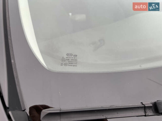 Черный Киа Соренто, объемом двигателя 2.4 л и пробегом 119 тыс. км за 16300 $, фото 21 на Automoto.ua