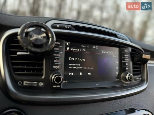 Чорний Кіа Соренто, об'ємом двигуна 2.2 л та пробігом 147 тис. км за 22700 $, фото 27 на Automoto.ua