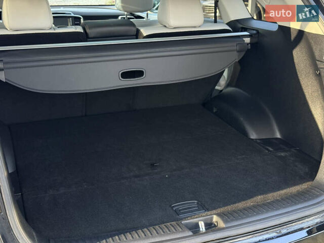 Черный Киа Соренто, объемом двигателя 2.2 л и пробегом 162 тыс. км за 24700 $, фото 25 на Automoto.ua