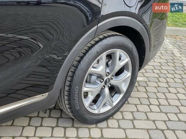 Чорний Кіа Соренто, об'ємом двигуна 2.2 л та пробігом 123 тис. км за 24950 $, фото 25 на Automoto.ua