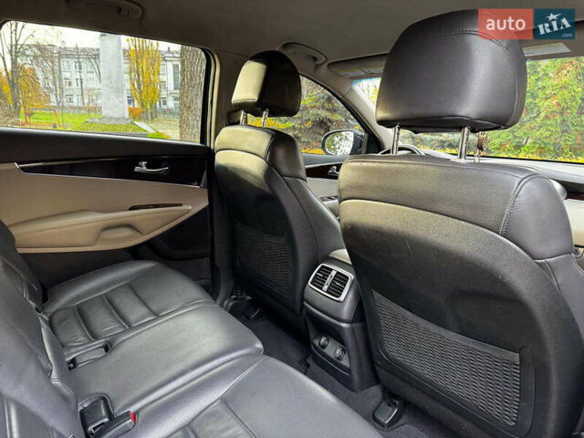 Черный Киа Соренто, объемом двигателя 2.4 л и пробегом 173 тыс. км за 16490 $, фото 30 на Automoto.ua