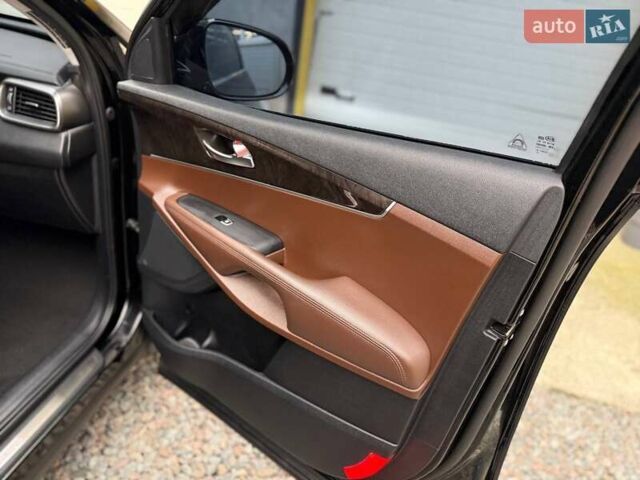Киа Соренто 2017 в Киеве на Automoto.ua Черный Киа Соренто, объемом двигателя 2.2 л и пробегом 146 тыс. км за 23999 $, фото 23 на Automoto.ua