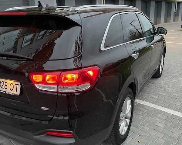 Черный Киа Соренто, объемом двигателя 2.36 л и пробегом 99 тыс. км за 16450 $, фото 9 на Automoto.ua
