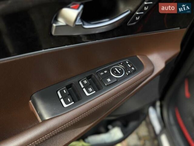 Чорний Кіа Соренто, об'ємом двигуна 2.2 л та пробігом 147 тис. км за 22700 $, фото 19 на Automoto.ua