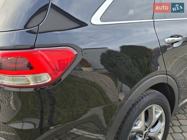 Чорний Кіа Соренто, об'ємом двигуна 2.2 л та пробігом 123 тис. км за 24950 $, фото 35 на Automoto.ua