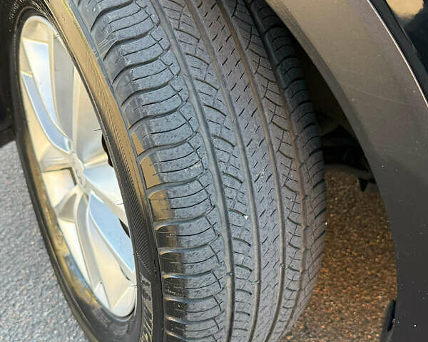 Черный Киа Соренто, объемом двигателя 2.36 л и пробегом 113 тыс. км за 15200 $, фото 10 на Automoto.ua