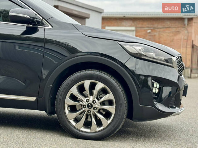 Черный Киа Соренто, объемом двигателя 2.2 л и пробегом 165 тыс. км за 25700 $, фото 6 на Automoto.ua