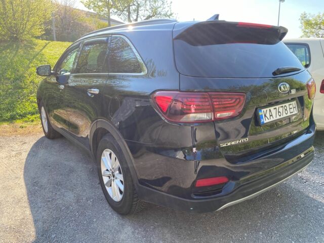 Чорний Кіа Соренто, об'ємом двигуна 2.4 л та пробігом 110 тис. км за 19000 $, фото 10 на Automoto.ua