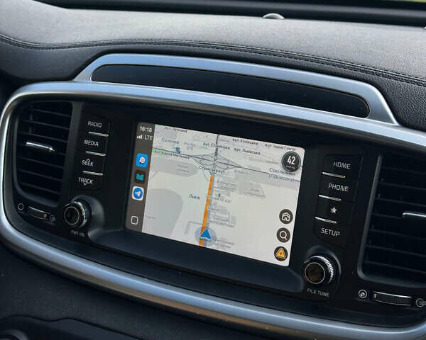 Черный Киа Соренто, объемом двигателя 3.34 л и пробегом 110 тыс. км за 19999 $, фото 17 на Automoto.ua