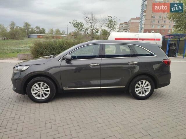 Черный Киа Соренто, объемом двигателя 2.2 л и пробегом 226 тыс. км за 21500 $, фото 34 на Automoto.ua