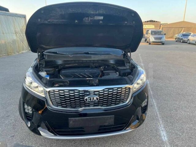 Черный Киа Соренто, объемом двигателя 2 л и пробегом 52 тыс. км за 18547 $, фото 3 на Automoto.ua