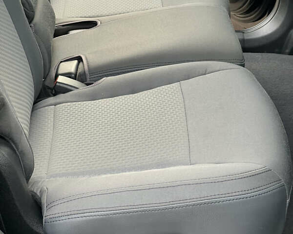 Черный Киа Соренто, объемом двигателя 2.36 л и пробегом 100 тыс. км за 16850 $, фото 32 на Automoto.ua