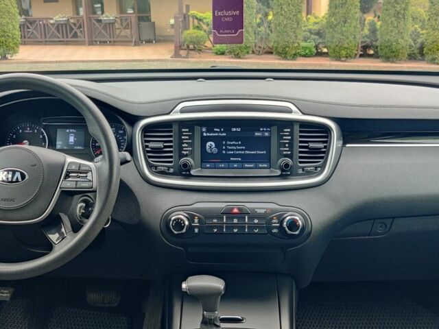 Чорний Кіа Соренто, об'ємом двигуна 2.4 л та пробігом 160 тис. км за 16900 $, фото 4 на Automoto.ua