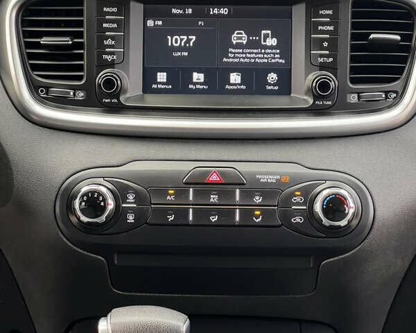 Черный Киа Соренто, объемом двигателя 2.36 л и пробегом 100 тыс. км за 16850 $, фото 44 на Automoto.ua