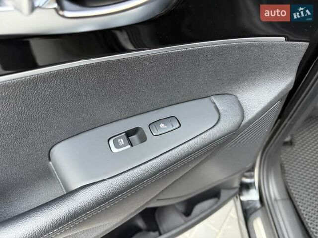 Кіа Соренто 2018 у Вінниці на Automoto.ua Чорний Кіа Соренто, об'ємом двигуна 2.2 л та пробігом 117 тис. км за 24800 $, фото 63 на Automoto.ua