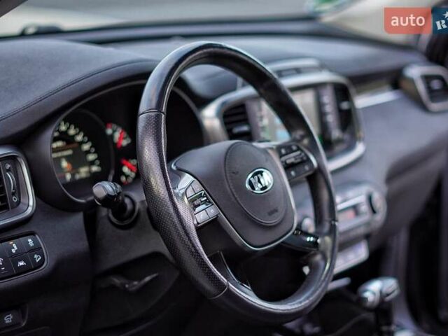 Черный Киа Соренто, объемом двигателя 2.2 л и пробегом 195 тыс. км за 27500 $, фото 20 на Automoto.ua