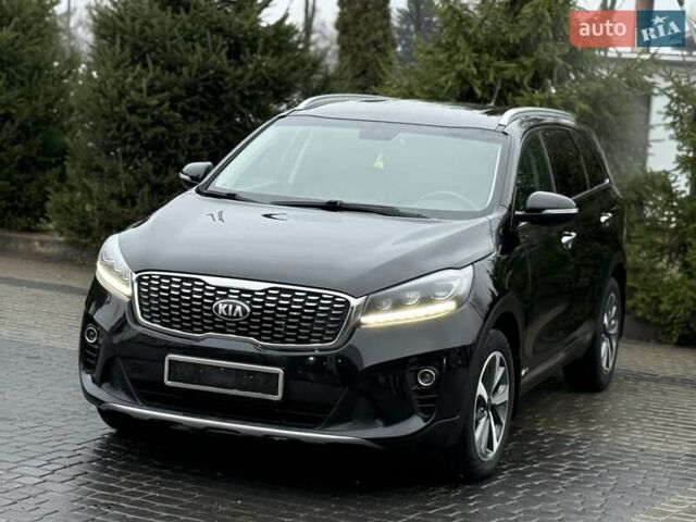 Черный Киа Соренто, объемом двигателя 2.2 л и пробегом 120 тыс. км за 23300 $, фото 3 на Automoto.ua