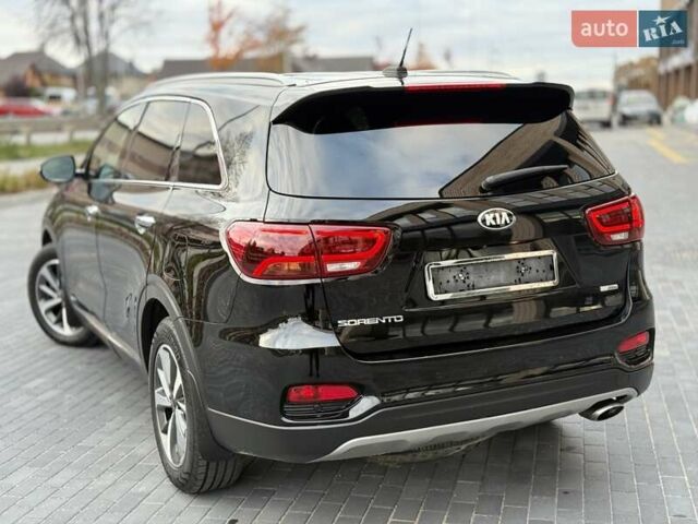 Кіа Соренто 2018 у Вінниці на Automoto.ua Чорний Кіа Соренто, об'ємом двигуна 2.2 л та пробігом 117 тис. км за 24800 $, фото 18 на Automoto.ua