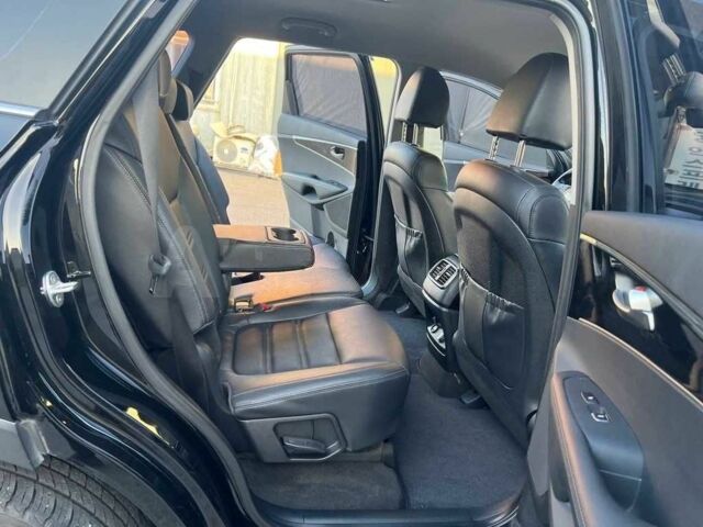 Черный Киа Соренто, объемом двигателя 2 л и пробегом 52 тыс. км за 18547 $, фото 12 на Automoto.ua