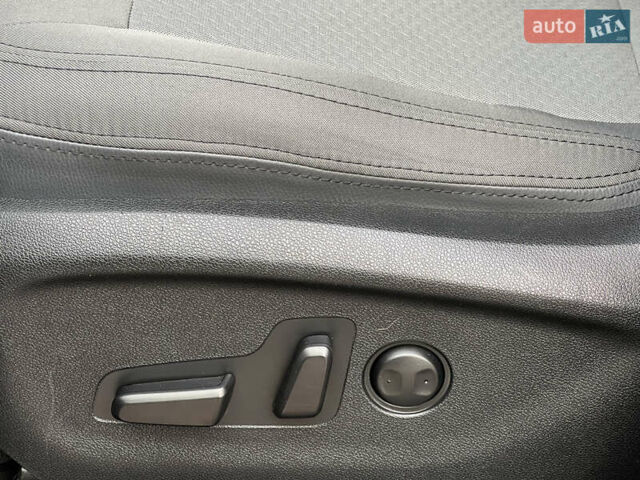 Черный Киа Соренто, объемом двигателя 2.36 л и пробегом 100 тыс. км за 16850 $, фото 47 на Automoto.ua