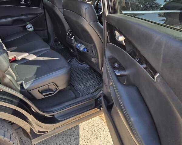 Чорний Кіа Соренто, об'ємом двигуна 2.4 л та пробігом 160 тис. км за 16100 $, фото 8 на Automoto.ua